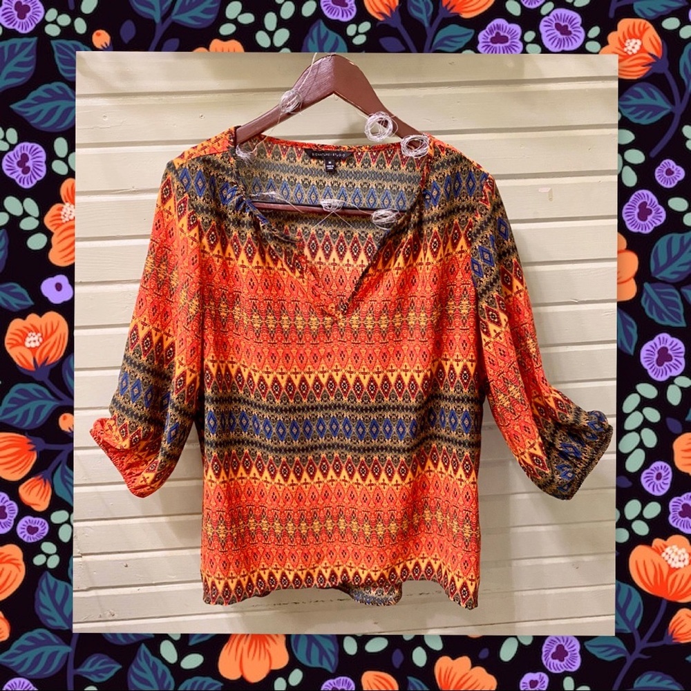 5/25 Balloon sleeve boho print 3/4” sleeve blouse